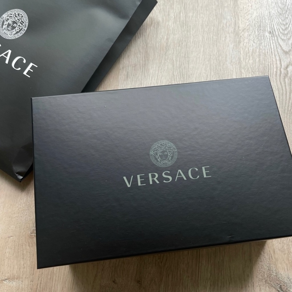 Versace Palazo Pool Slides